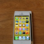 Huawei-Ascend-P6-Apple-iPhone-5-Front-Size-Comparison