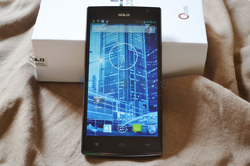 XOLO Q2000 PHABLET UNBOXING-14
