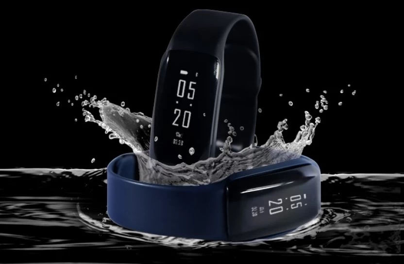 iVOOMi FitMe fitness band with pollution tracking, heart rate sensor launched for Rs. 1999
