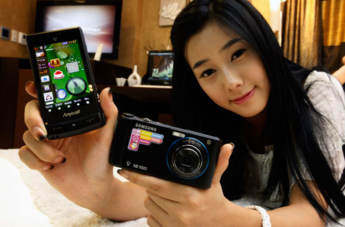 Samsung W880: com 12MP e zoom óptico de 3x 