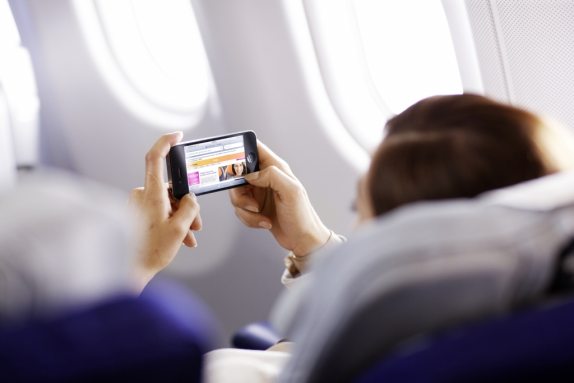 How Does Airplane WiFi Work? History of Inflight WiFi