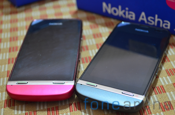 Hands on Nokia Asha 311