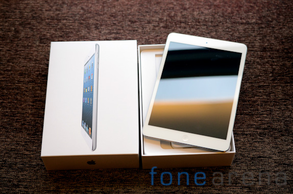 Apple iPad mini 4: Unboxing & Review 