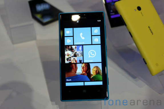 nokia lumia 720 cyanblack