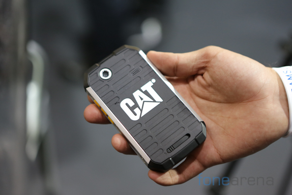 CAT B15: el smartphone “indestructible” de Caterpillar