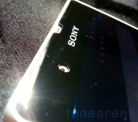 Sony Xperia Z Unboxing-13