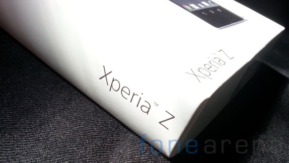 Sony Xperia Z Unboxing-21