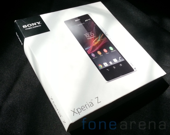 Sony Xperia Z Unboxing-4