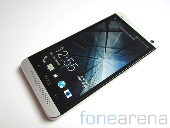 htc-one-unboxing-10