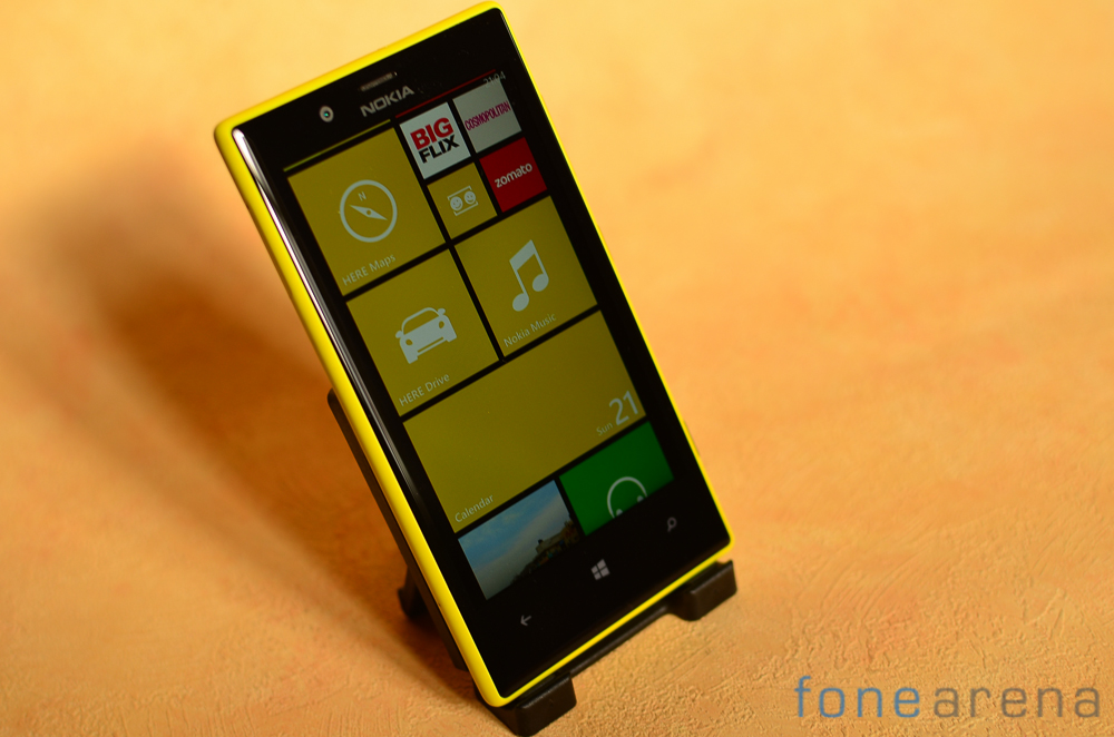 Nokia-Lumia-720-1