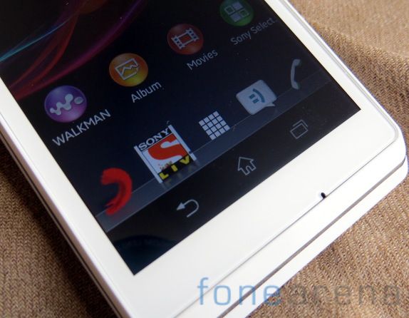 Sony Xperia L Unboxing-2