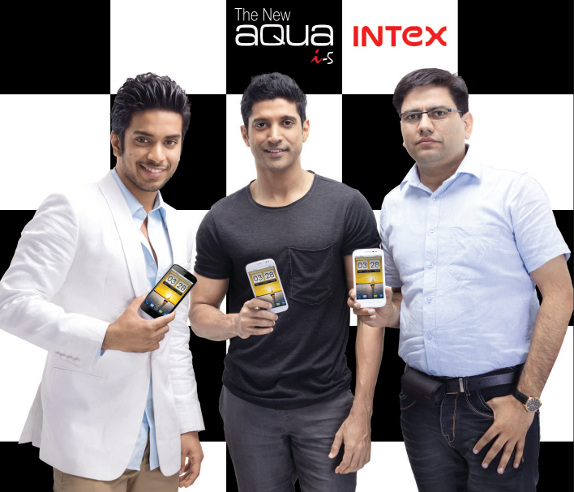 Intex Aqua I-5 launch, Keshav Bansal, Farhan Akhtar and Sanajy Kumar Kalirona
