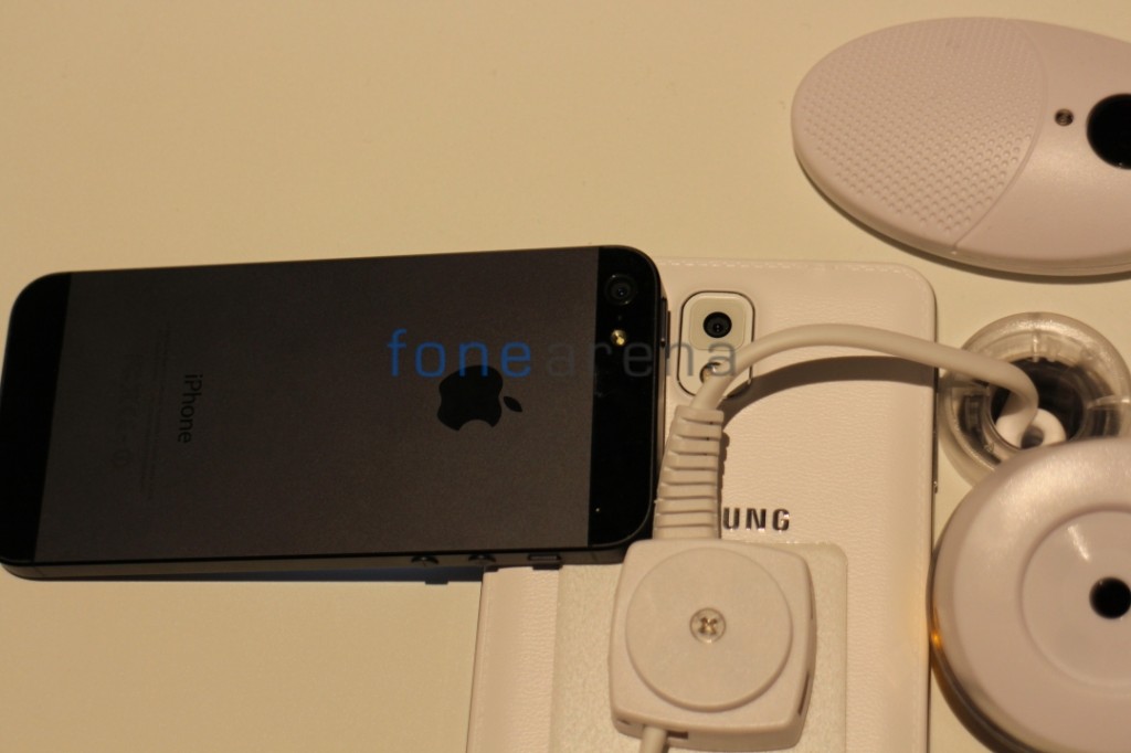 Note-3-iPhone-5-Camera