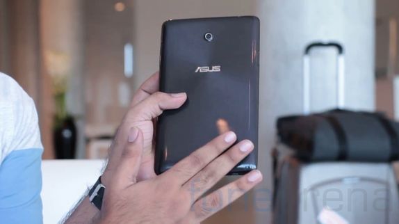 asus-new-fonepad-7-hands-on-1