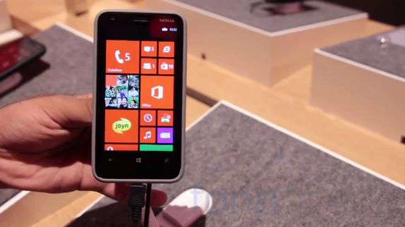 lumia-625-ip45-case-hands-on-1