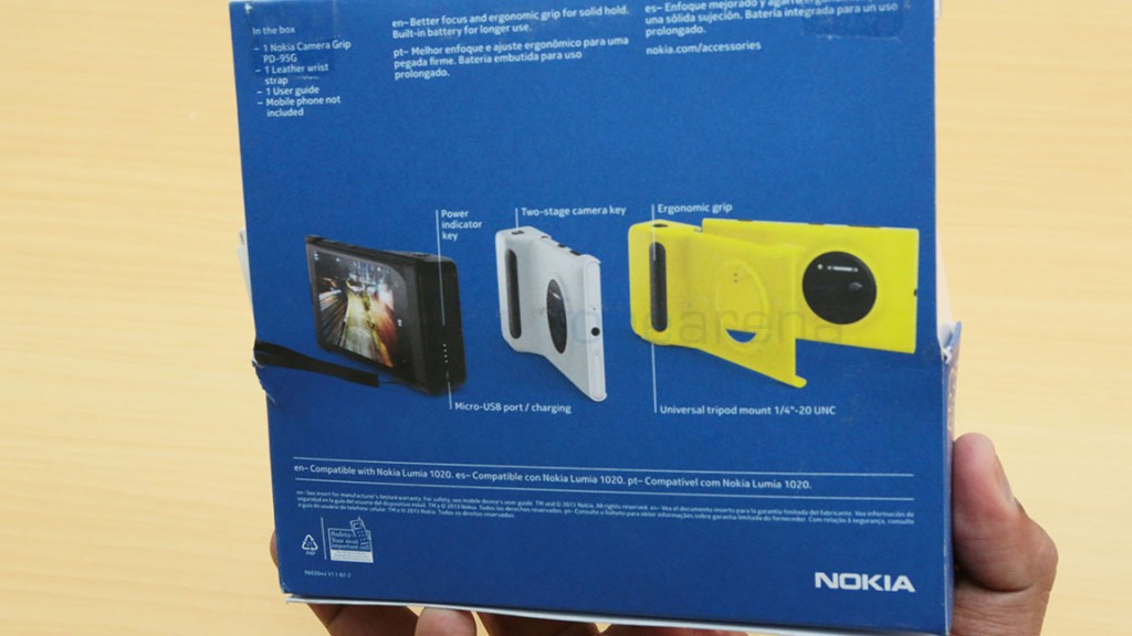 nokia-lumia-1020-camera-grip-unboxing-2