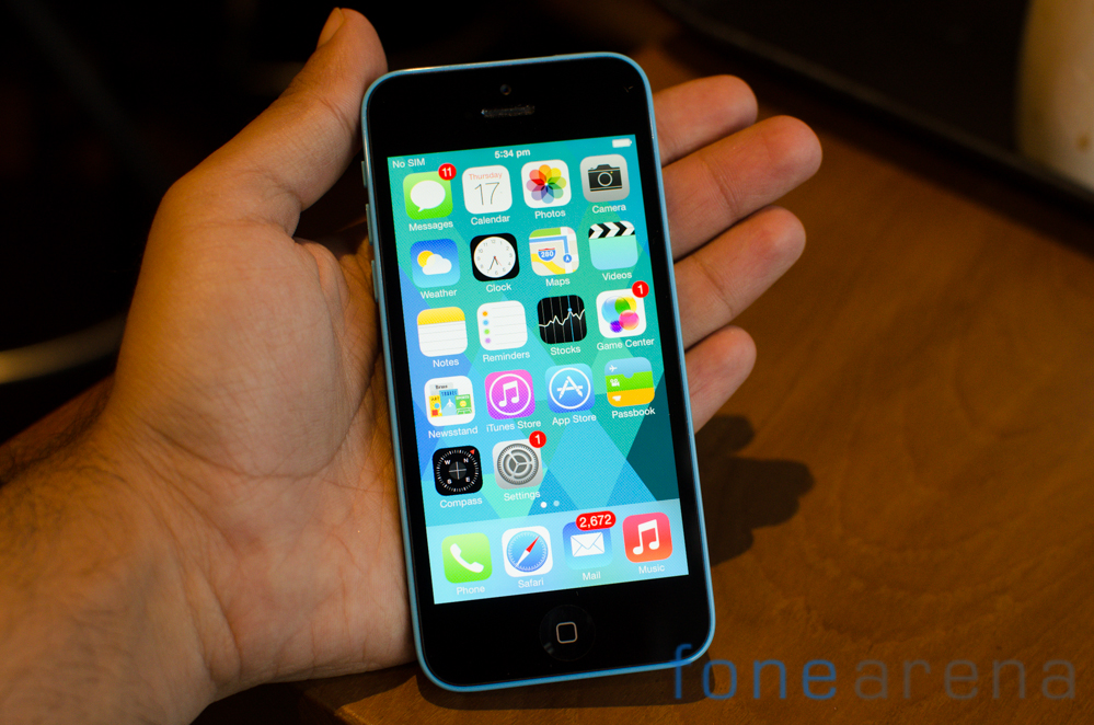 Door Zij zijn Verstelbaar Apple introduces 8GB iPhone 5c, Cheap just got cheaper