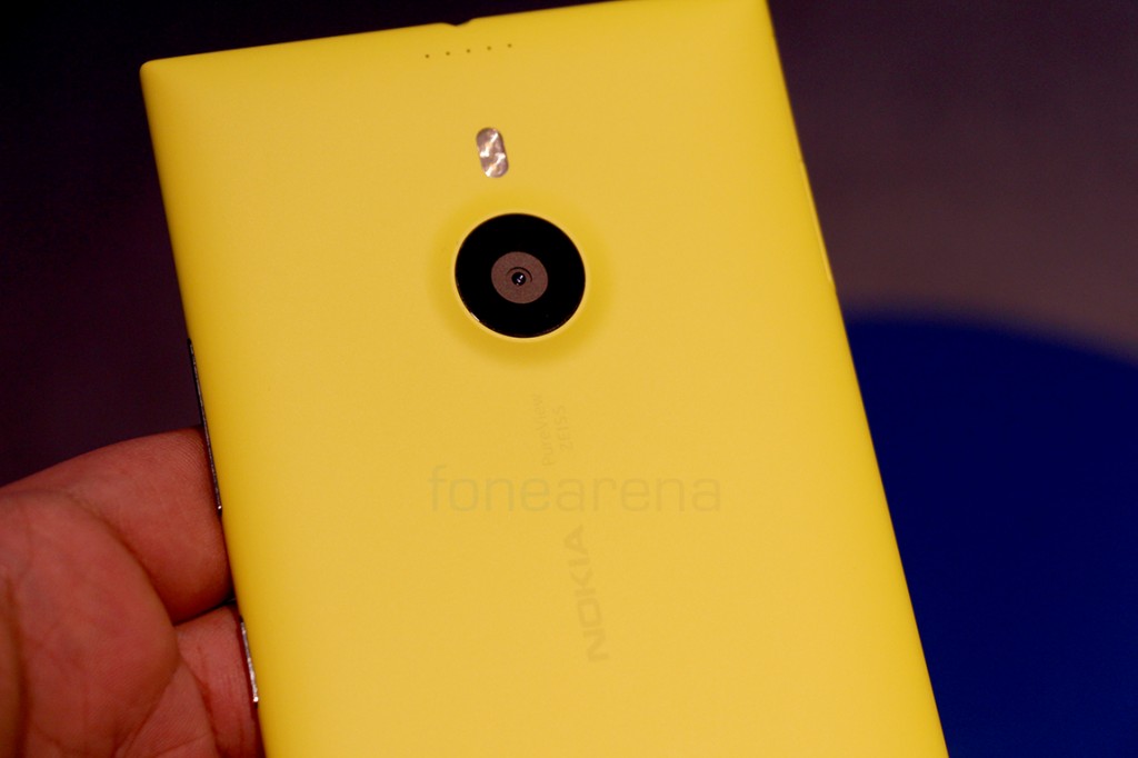 lumia 1520 yellow