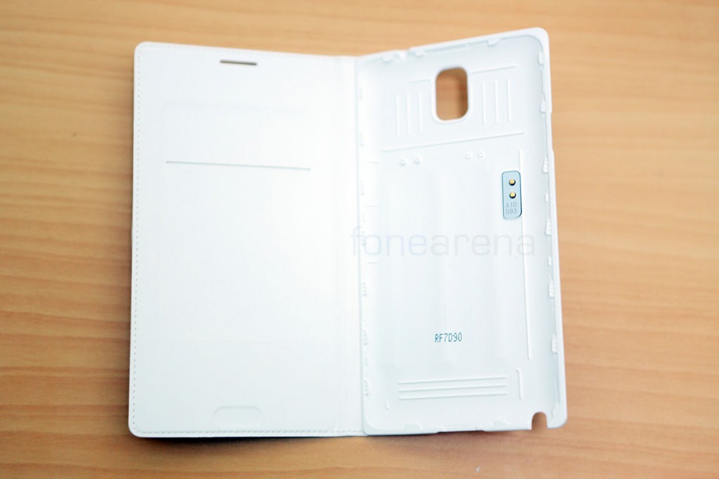 samsung-galaxy-note-3-flip-wallet-1