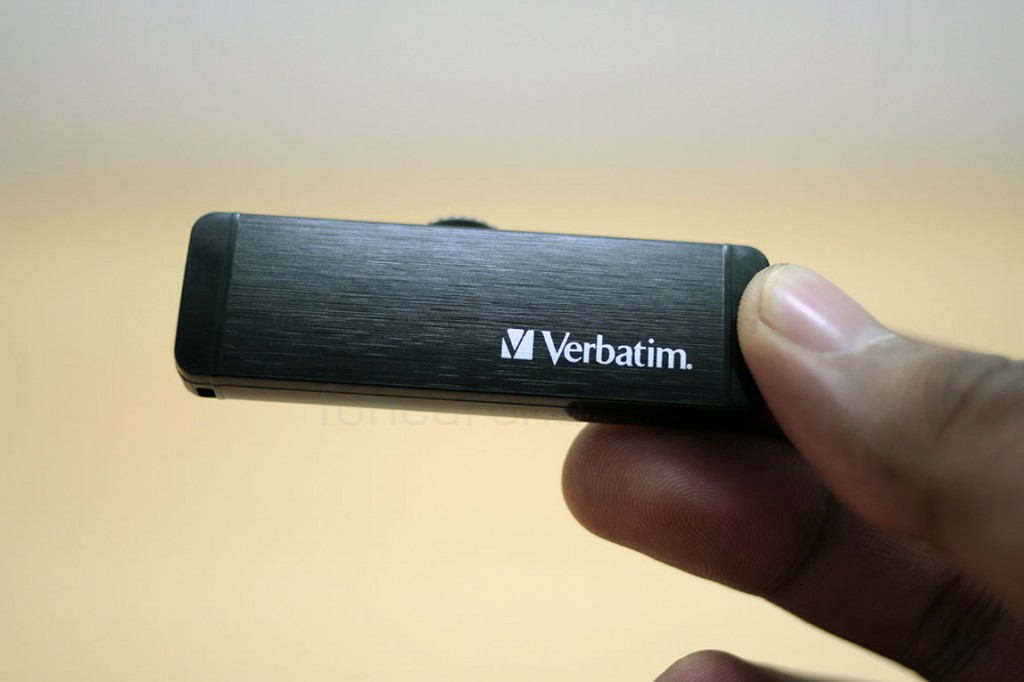 verbatim-usb-otg-pen-drive-unboxing-1