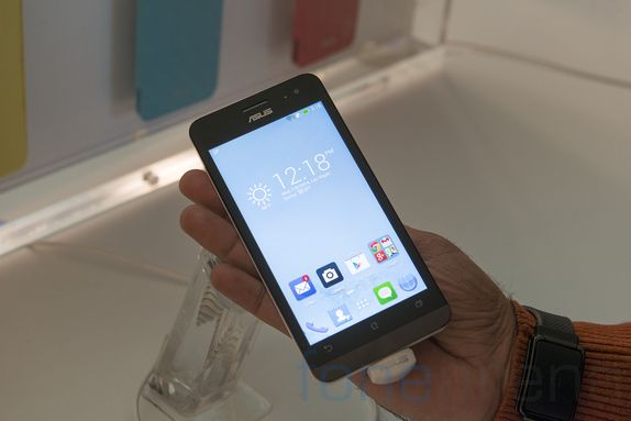 asus-zenfone-5-hands-on-6