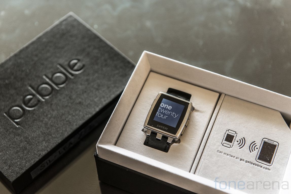 pebble-steel-hands-on-6