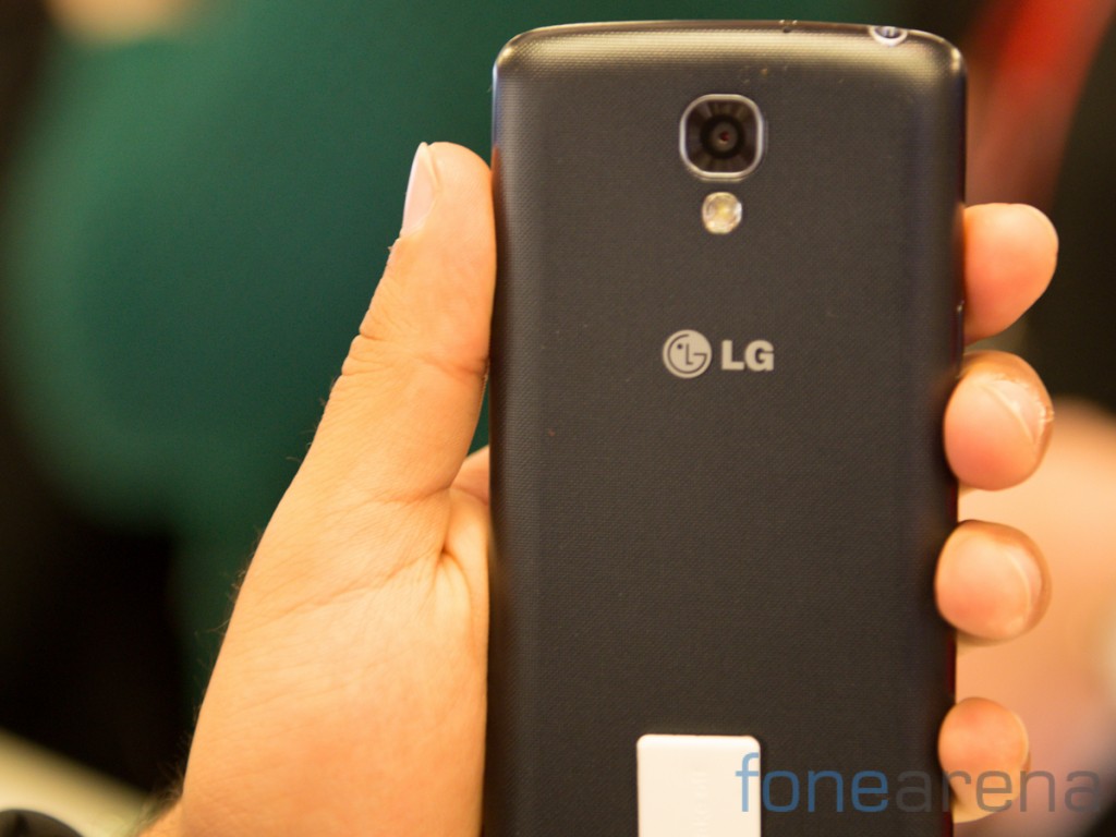 LG F90 MWC 2014 -3