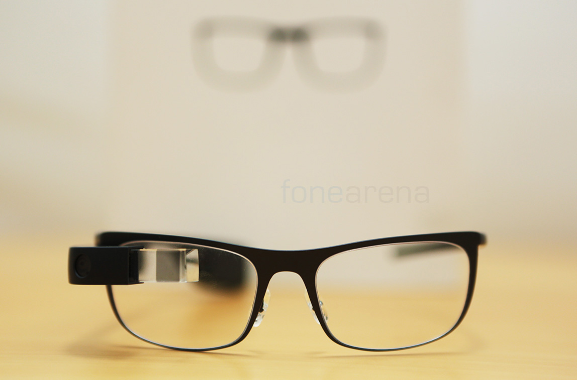 Google Glass with a Titanium thin Frame – Unboxing and Demo