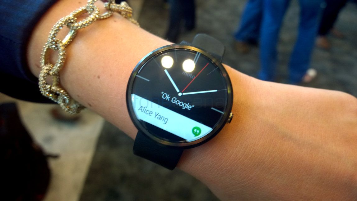 Motorola Camera app updated with remote shutter for Android Wear