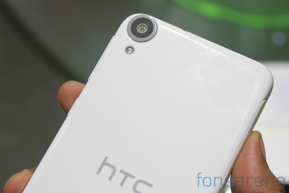 HTC Desire 820 -7