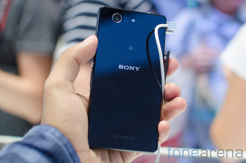 Sony Xperia Z3 Compact Hands On And Photo Gallery