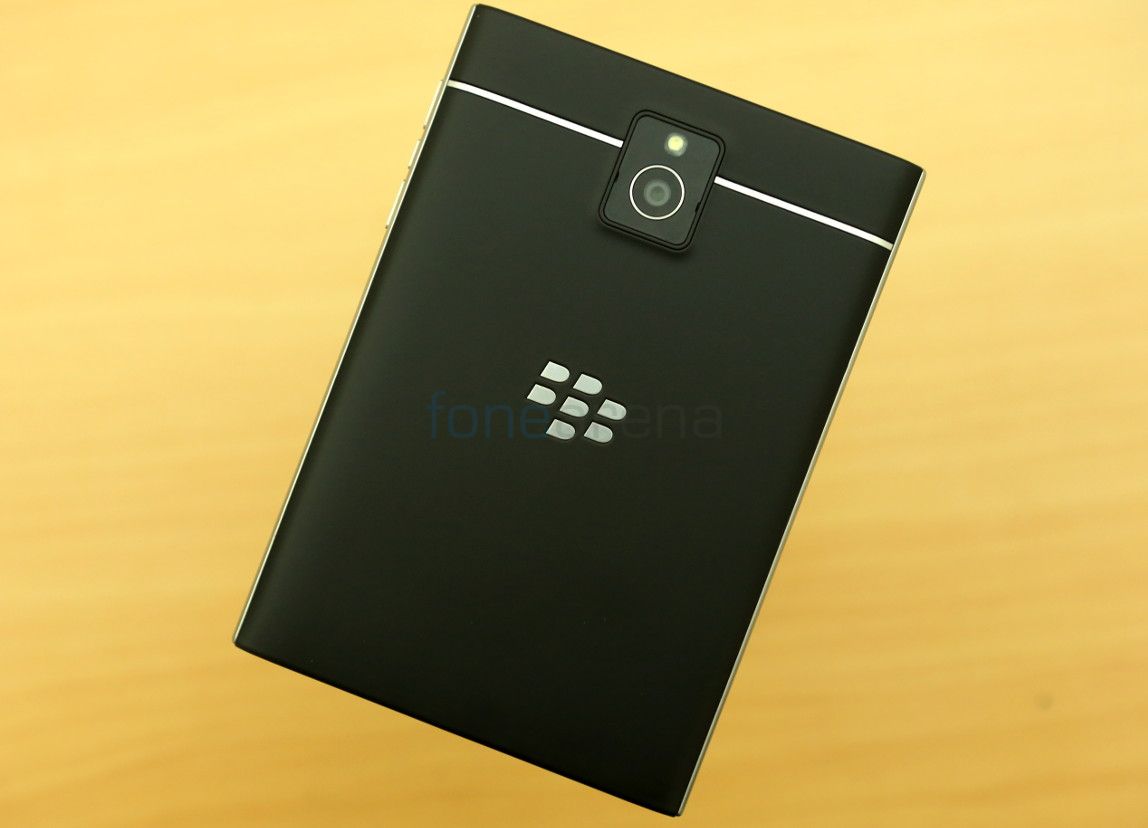 BlackBerry Passport-005