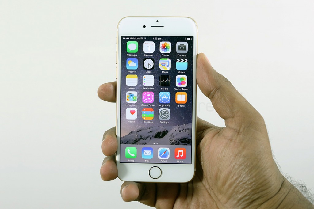 apple-iphone-6-unboxing-first-impressions-2