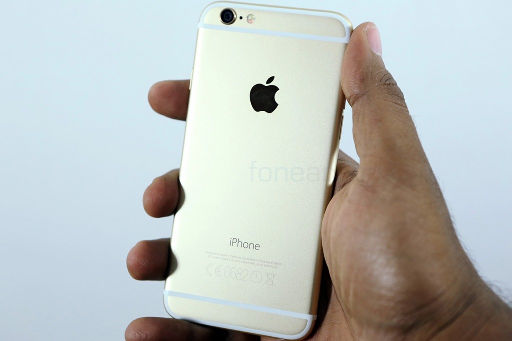 apple-iphone-6-unboxing-first-impressions-4