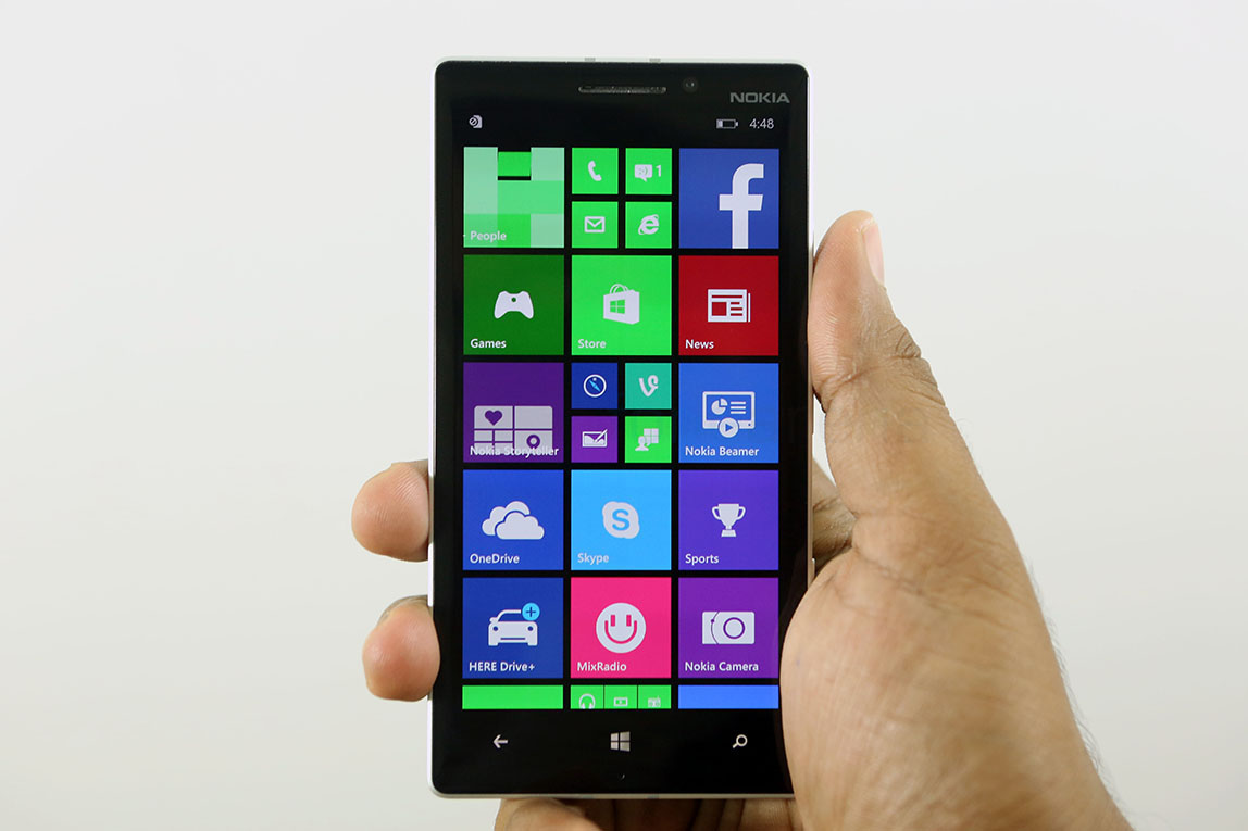 nokia-lumia-930-unboxing-1