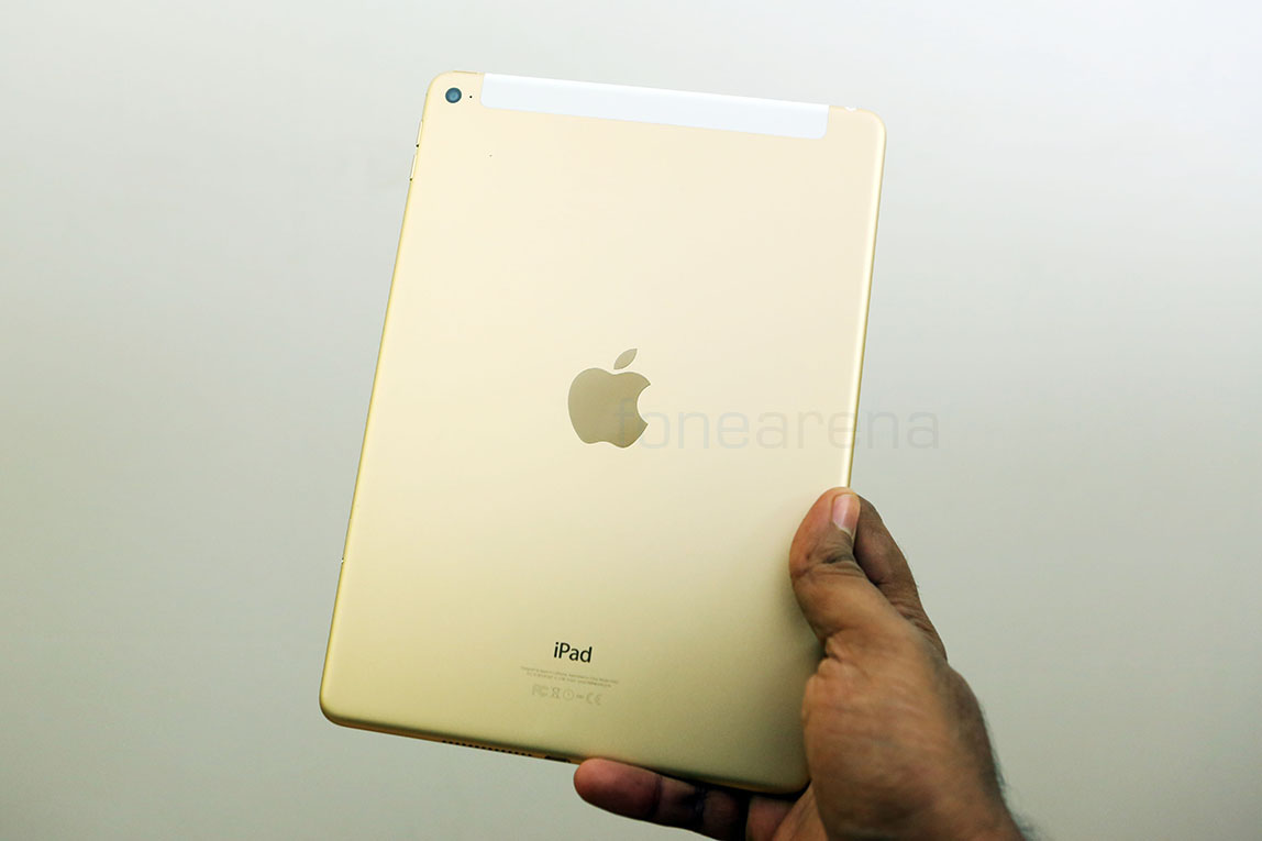 Apple-iPad-Air-2-Unboxing-2