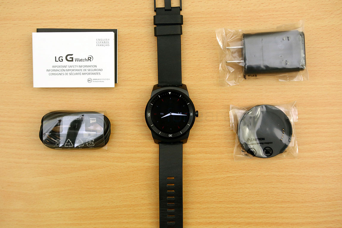 LG-G-Watch-R-Unboxing-5