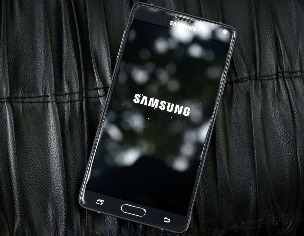 Samsung-Galaxy-Note-4-Charcoal-Black_fonearena-01
