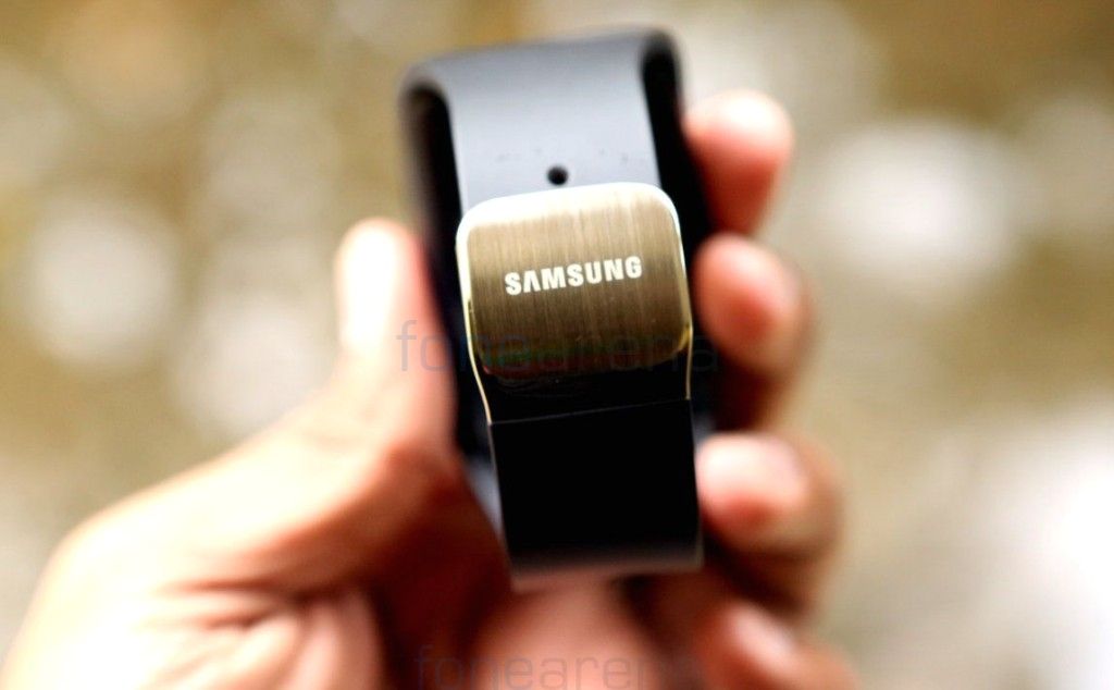 Samsung-Gear-S_fonearena-031