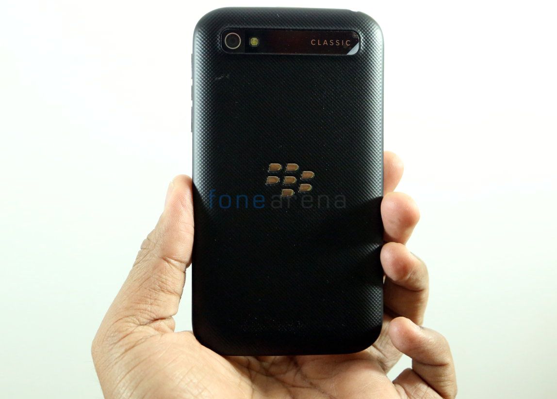 BlackBerry Classic_fonearena-3