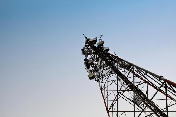 DoT defers spectrum auction by 19 days to June 25