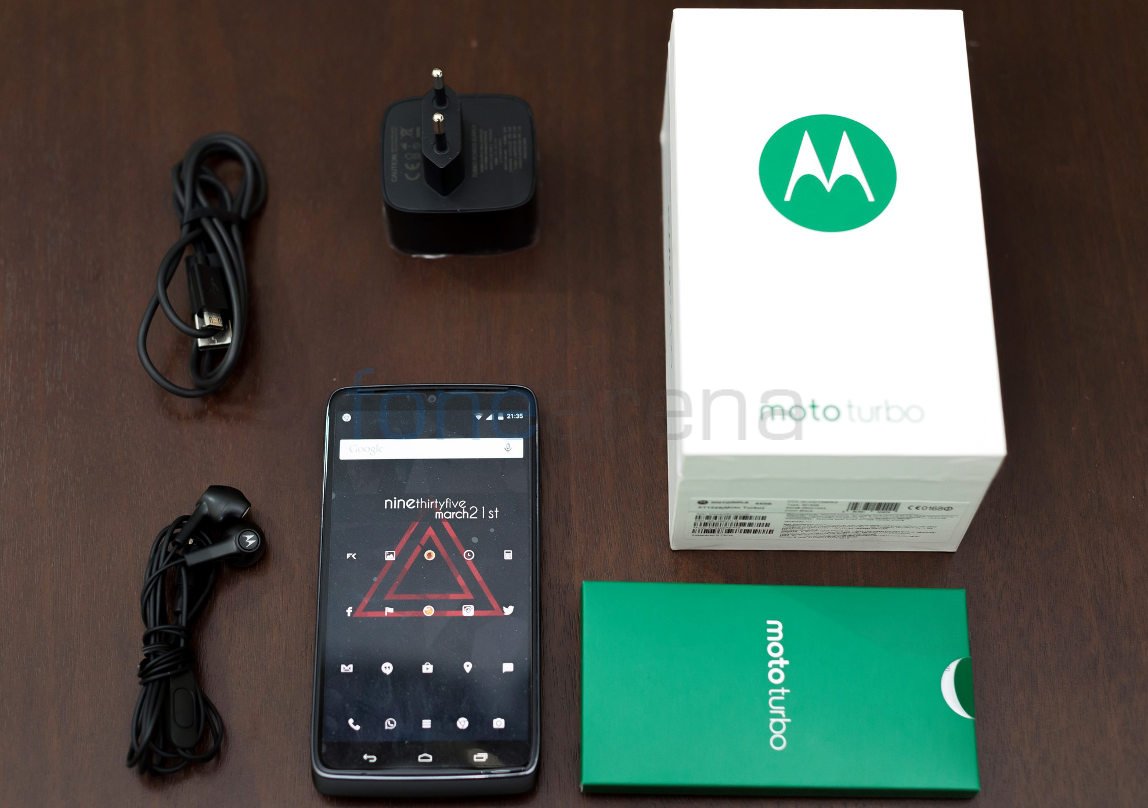 Arqueología bofetada Posicionar Motorola Moto Turbo Unboxing