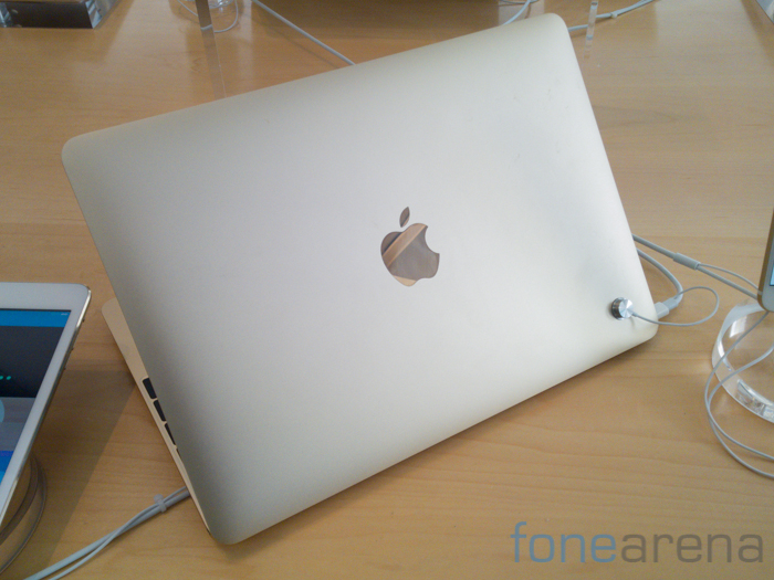 Apple Macbook 2015-3