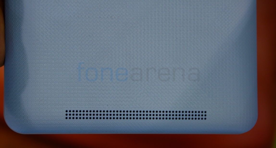 Acer Iconia One 8 B1-830_fonearena-06