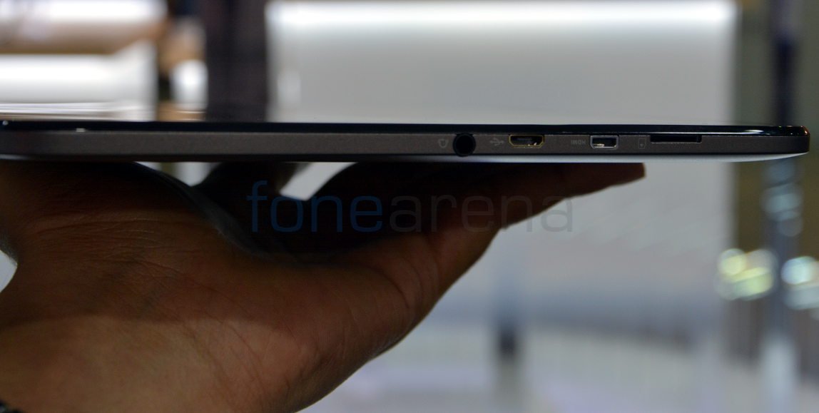 Asus Transformer Book T100HA Hands On and Photo Gallery