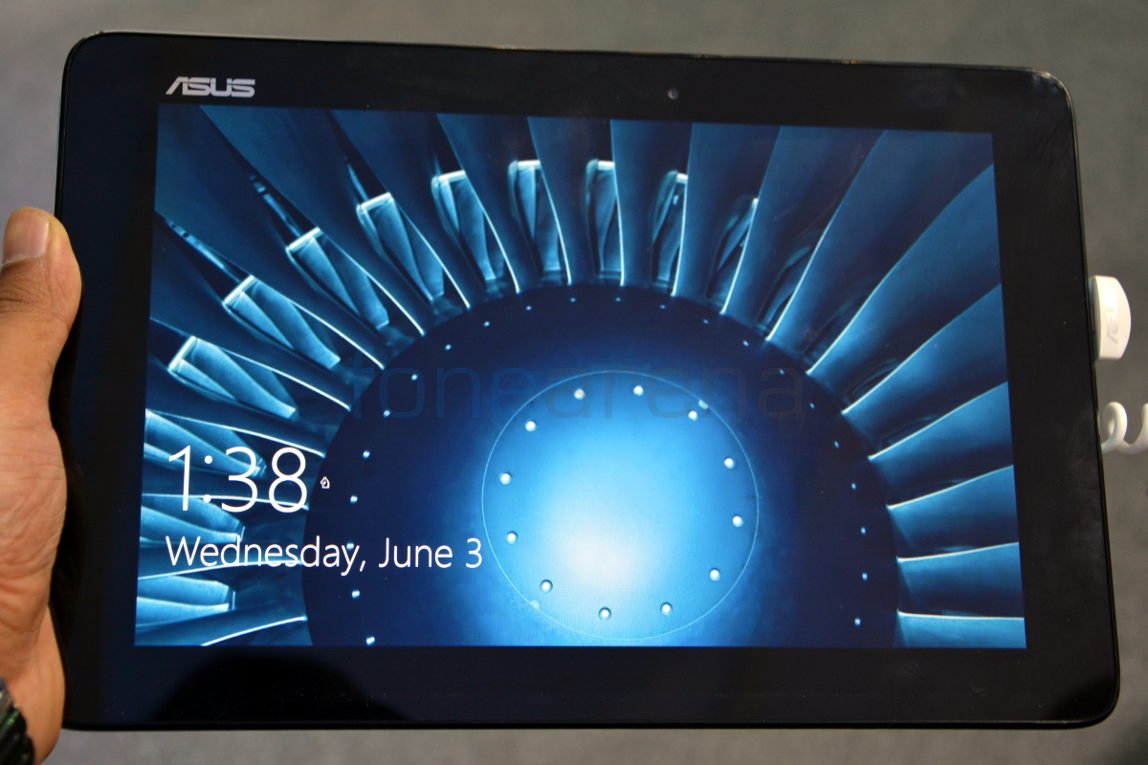 Asus Transformer Book T100HA Hands On and Photo Gallery