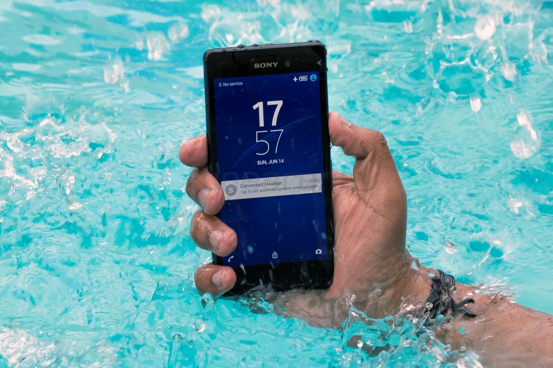 Sony XPERIA M4 Aqua Dual Review