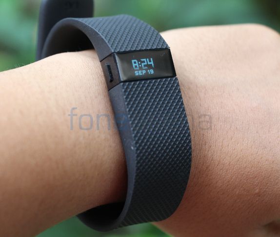 Fitbit_ChargeHR5