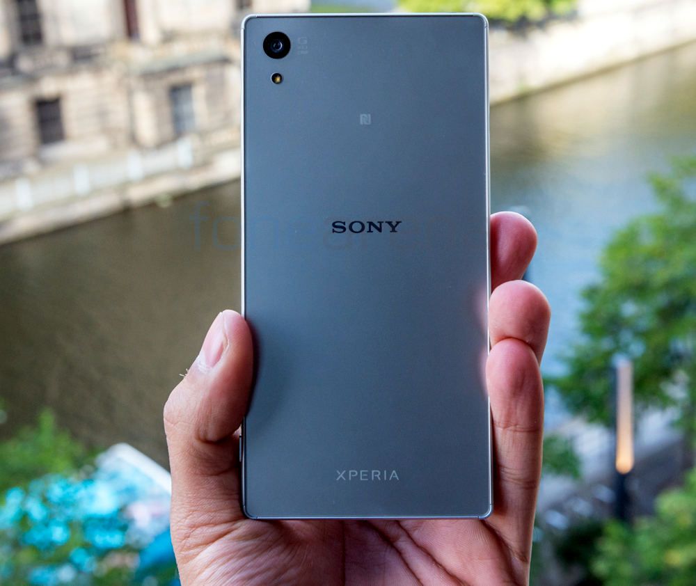 Телефон сони xperia z5 компакт не включается