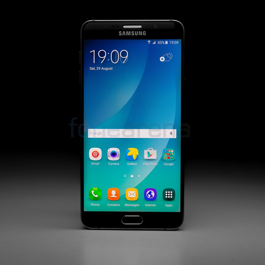 https://images.fonearena.com/blog/wp-content/uploads/2015/09/samsung_galaxy_note5_review_header.jpg